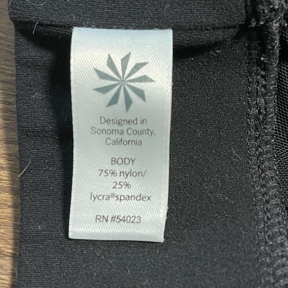 ‎Athleta - Picture 5 of 8